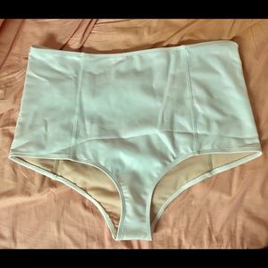 High Waist Kortni Jeane Bottoms